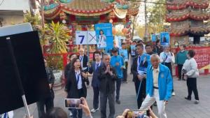 "ลุงชวน" นำทีม ปชป.ลุยหาเสียงเชียงใหม่ช่วย "ต๊ะ นารากร" และผู้สมัคร ส.ส.เรียกคะแนน