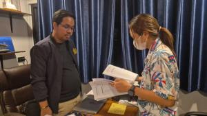 แม่ลูกสองบุรีรัมย์สุดช้ำ! โดนเพื่อนสาวดาวอาชีวะหลอกขายออนไลน์ เจอติดคุก 2 ปี ฐานฉ้อโกงและยังมีคดีอีกเพียบ