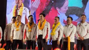 เพื่อไทย บุกรังสิต ดร.เชนทร์-ณัฐวุฒิ นำทัพปราศรัยใหญ่ ปลุกคนปทุมฯ แลนด์สไลด์ยกจังหวัด