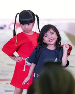 เซเลบจิ๋วรันวงการแฟชั่นเด็ก! “ณิริน&amp;แสนดี” โชว์สเต็ปเต้น