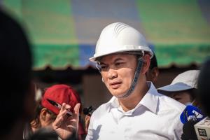 ดร.เอ้ สุชัชวีร์ ชี้ “คนไทยต้องไม่ตายฟรี” ความเงียบคือความผิดร่วม ย้ำหากเป็น "นายกรัฐมนตรี" จะหยุดความตายที่เกิดจากโครงการต่างๆทันที
