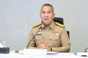 พล.ต.ท. รุทธพล เนาวรัตน์ 