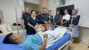 ผู้ว่าหนองคายรุดเยี่ยม2นายตำรวจบาดเจ็บเหตุวิสามัญคนร้ายขนยาบ้า6ล้านเม็ด