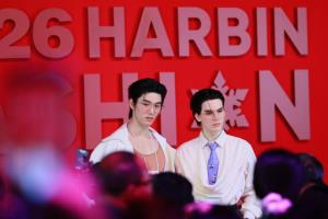 หล่อตะโกน “มอส–แบงค์” สร้างปรากฏการณ์บนรันเวย์ Harbin Fashion Week 2026 สะท้อนพลังนักแสดงไทย ก้าวสู่เวทีแฟชั่นระดับเอเชียอย่างสง่างาม