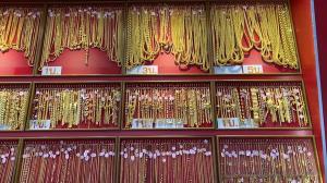 ทองแพงพุ่งเกินบาทละ 7 หมื่น กระทบร้านทองขอนแก่นซื้อ/ขายเงียบ