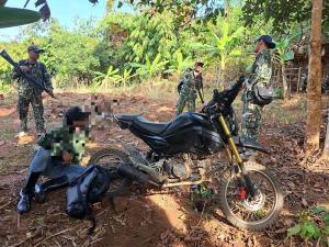 จับก่อนเผา! อุทยานฯ เขื่อนศรีนครินทร์รวบพรานพกปืน–กระสุนคามือ สกัดแผนเผาป่าล่าสัตว์