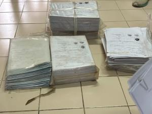 ผงะ! ฝ่ายปกครอง-บิ๊กเต่า นำค้นเจอเอกสารต่างด้าวขอทำบัตร ปชช.ไทยซุกเต็มใต้เตียงปลัดเชียงดาว หลังบุกจับยกก๊วน