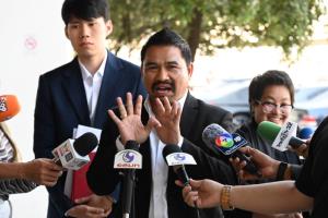 “เวย์ ไทเทเนี่ยม” ย่องพบกองปราบ รับทราบข้อหาเพิ่ม