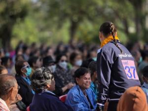 “ซาบีดา” ช่วย “พ่อชาดา” หาเสียงอุทัยฯ อ้อนเลือก ภท.ได้ตนแก้ปัญหาคุณภาพชีวิต คนละครึ่งพลัสมาแน่