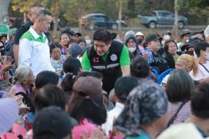 “กล้าธรรม“ เปิดปราศรัยใหญ่ตาก วอนเลือกยกจังหวัด ชู “ธรรมนัส” แคนดิเดตนายกฯ คนเดียว ผู้นำตัวจริงไม่เป็นนอมินีใคร