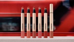 Burberry Brit Matte Lip Veil ริมฝีปากฟุ้งละมุน ฟินิชเรียบหรู ติดทนนานตลอดวัน