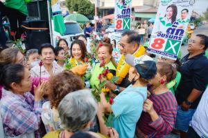“บิ๊กแจ๊ส” เปิดเกมเดือดลุยคาราวาน ปทุมฯ ดัน “อัยรินทร์ เบอร์ 8” สู่ สภา ลั่น เลือกคนทำงานจริงไม่ใช่นักการเมืองพูดเก่ง เผย เตรียมขึ้นเวทีใหญ่พรุ่งนี้ โต้กลับพรรคดัง อย่ามาบิดเบือนประชาชน