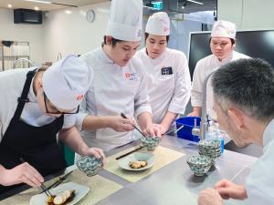 กลุ่มดุสิตธานี เดินหน้าพัฒนา “The Food School” ผลิตบุคลากร เข้าร่วมคว้ารางวัลระดับเวิลด์คลาส