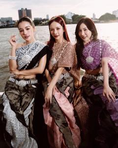ยังได้อีก!! #ห่มสไบใส่ยีนส์ กูรูแฟชั่นชี้ เทรนด์นี้ยืดให้ “ขายได้” ระดับโลก [มีคลิป]