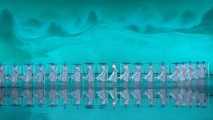 จีนฝึกหุ่นยนต์ให้เป็นจอมยุทธ์ เคลื่อนไหวเหมือนคนจริง โชว์งานตรุษจีน