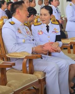 เกมอำนาจในระบอบสีน้ำเงิน /  Phichai Ratnatilaka Na Bhuket