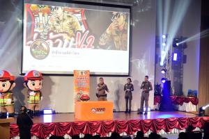 BEM ขึ้นรับมอบโล่ประกาศเกียรติคุณในโครงการสร้างสื่อรณรงค์ “เมาไม่ขับ”