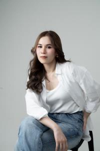 นักวิจัยจุฬาฯ เปิดตัว MUW.OFFICIAL นวัตกรรมสิ่งทอแฟชั่นจากเส้นใยเปลือกทุเรียน ชูจุดขาย “ลวดลายมงคล – ต้านเชื้อแบคทีเรีย - ระบายอากาศได้ดี”