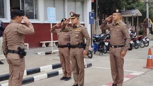ผู้การนครปฐมลุยตรวจ สภ.บางเลน สั่งเข้มกวาดล้างปืนเถื่อน–อาวุธสงคราม ย้ำมาตรการเชิงรุกสร้างความปลอดภัยประชาชน