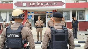 ผู้การนครปฐมลุยตรวจ สภ.บางเลน สั่งเข้มกวาดล้างปืนเถื่อน–อาวุธสงคราม ย้ำมาตรการเชิงรุกสร้างความปลอดภัยประชาชน