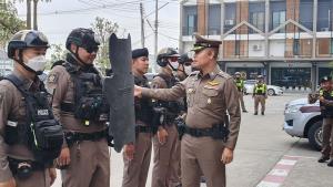 ผู้การนครปฐมลุยตรวจ สภ.บางเลน สั่งเข้มกวาดล้างปืนเถื่อน–อาวุธสงคราม ย้ำมาตรการเชิงรุกสร้างความปลอดภัยประชาชน