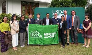 ทรัมป์ทำได้ทุกอย่าง ! ประกาศคว่ำบาตร แต่ตัวเองยังขายกากถั่วเหลืองให้พม่า