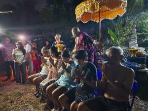 หนึ่งเดียวในสยาม อาบน้ำมนต์"จันทร์เป็ง" วิชาล้านนาโบราณ เสริมมงคลกับชีวิต