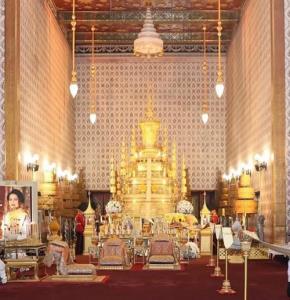 ครั้งแรกในประวัติศาสตร์ชาติไทยสองประการในงานพระบรมศพ สมเด็จพระนางเจ้าสิริกิติ์ พระบรมราชินีนาถ พระบรมราชชนนีพันปีหลวง