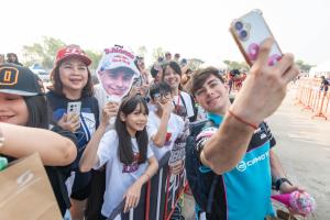 เปิดฉากโมโตจีพีที่ไทยสุดคึกคัก! แฟนความเร็วแห่ปักหลักใกล้ชิดนักบิดระดับโลก