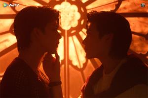 “ฟอร์ด - พีท” สุดปลื้ม “Yesterday รอยรักวันวาน” ครองอันดับ 1 ซีรีส์วายมาแรงบน WeTV 3 สัปดาห์ซ้อน!