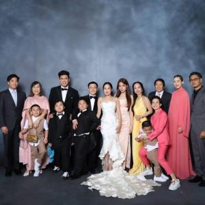 งานแต่งงานสุดชิคของ "บุ๊ค ใบหยก" เนรมิตงานแต่งเหมือนงานปาร์ตี้