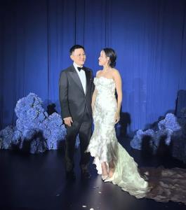 งานแต่งงานสุดชิคของ "บุ๊ค ใบหยก" เนรมิตงานแต่งเหมือนงานปาร์ตี้