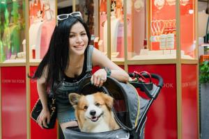สยามพารากอน ผนึกกำลัง Chow Tai Fook นำกระแส LUXURY PET จัดงาน “NEXTOPIA PET IMMERSION” ชวนลูกค้าคนสำคัญพร้อมสัตว์เลี้ยงตัวโปรดสัมผัสประสบการณ์สุดพิเศษ