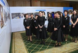 พระราชินี ทรงเป็นประธานเปิดโครงการ “สสธวท...สตรีทรงพลัง” พระราชทานพระราชดำรัส “ให้สตรีปรับตัวให้เท่าทันบริบทใหม่ตามความผันเปลี่ยนของโลก“