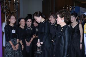 พระราชินี ทรงเป็นประธานเปิดโครงการ “สสธวท...สตรีทรงพลัง” พระราชทานพระราชดำรัส “ให้สตรีปรับตัวให้เท่าทันบริบทใหม่ตามความผันเปลี่ยนของโลก“