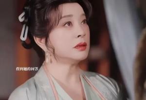 ในซีรีส์เรื่องดังกล่าว เธอยังมีฉากจูบกับนักแสดงชาย จิน เจีย ซึ่งมีอายุน้อยกว่าเธอราว 30 ปี ส่งผลให้ฉากดังกล่าวติดเทรนด์บนโซเชียลมีเดียจีนอย่างรวดเร็ว
