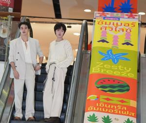 เก่ง–น้ำปิง–เติ้ล–เฟิร์สวัน สร้างปรากฏการณ์เปิด “Summer Fest 2026” แฟนคลับแน่นเต็มพื้นที่เซ็นทรัลเวิลด์ ขึ้นแท่น Summer Boy Ambassadors เสิร์ฟความฮอตเอเชียสะเทือน!
