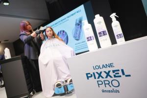 โชว์เคสสุดเอ็กซ์คลูซีฟ เผยนิยามใหม่แห่งการดูแลเส้นผมระดับมืออาชีพ