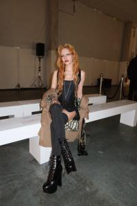 Jibbie Rubie เมกอัพอาร์ติสต์ไทย ร่วมชมแฟชั่นโชว์ Vivienne Westeood FW26