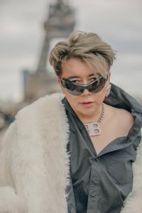 วสุ สกุลอนันต์ อดดูโชว์ “บาลองเซียก้า” ที่ปารีส