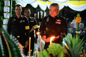 แม่ทัพภาคที่ 2 จัดพิธีพลีมวลสาร สร้างวัตถุมงคล “ยุทธบดินทร์–ศตวรรษ” มอบกำลังพลแนวชายแดน