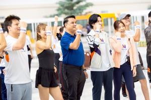 DAD ส่งเสริมสุขภาพบุคลากร-แม่บ้าน-รปภ.ในศูนย์ราชการฯ  จัดกิจกรรมออกกำลังกาย ดึง“วีเจจ๋า” ร่วมสร้างแรงบันดาลใจ
