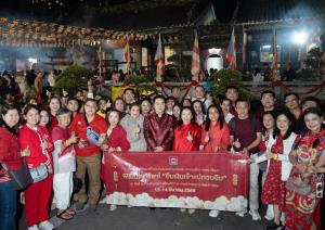 บมจ.ไอ.ซี.ซี. อินเตอร์เนชั่นแนล นำทีมพนักงานกว่า 30 คน ร่วมพายเรือคายัคเก็บขยะทางน้ำ