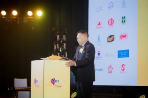 องคมนตรีร่วมงานรับมอบตำแหน่งคณะกรรมการสมัยที่ 13 พร้อมฉลองครบรอบ 25 ปี ส.ธุรกิจไทยรุ่นใหม่
