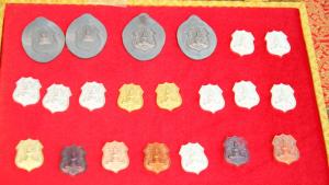 "หลวงปู่ศิลา" เจิมศิลาฤกษ์สร้างศูนย์สืบสวน สน.บางบอน คอหวยส่องทะเบียนรถ
