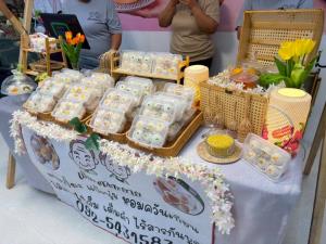 ขนมเปี๊ยะตากะยาย สูตรแป้งนิ่ม อาชีพเสริมภรรยานายทหารจากค่ายปราจีน  สู่ ยอดขายหลักแสนลูก/เดือน