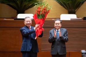 เวียดนามเลือกหัวหน้าพรรคคอมมิวนิสต์เป็นประธานาธิบดี คุมพรรค-รัฐเบ็ดเสร็จ
