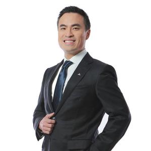 เอกนัฏ พร้อมพันธุ์ รัฐมนตรีว่าการกระทรวงพลังงาน 