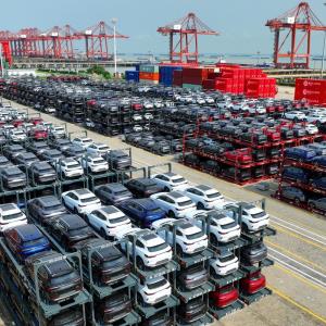 จีนเปิดแนวรุกตลาดรถยนต์โลก ทะลุ 1.7 ล้านคันไตรมาสแรก “BYD–SAIC–Geely” นำทัพบุก