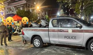 ตร.ลาดพร้าวเข้มงวด ยึดรถจยย.โจ๋แต่งซิ่ง ดัดแปลงท่อไอเสีย ก่อความรำคาญ บนถนนซอยลาดพร้าว 101 ขณะเล่นสาดน้ำสงกรานต์